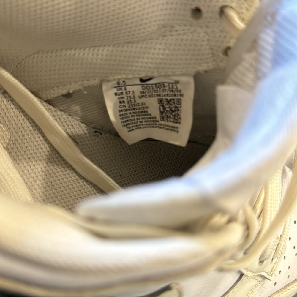 Nike Dunks - image 3